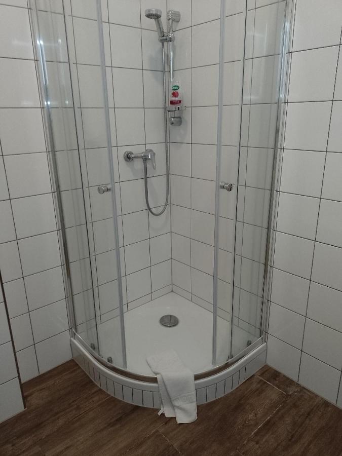 Penzion Litohlavy 17 - Na Samote U Lesa Králŭv Dvŭr 外观 照片